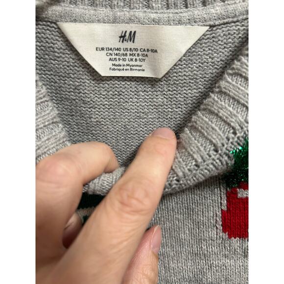 H&M Women’s Christmas Sweater Size 8/10 - Picture 4 of 4